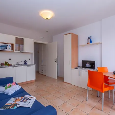 Studio Standard Plus Palazzo Apartmán Porlezza